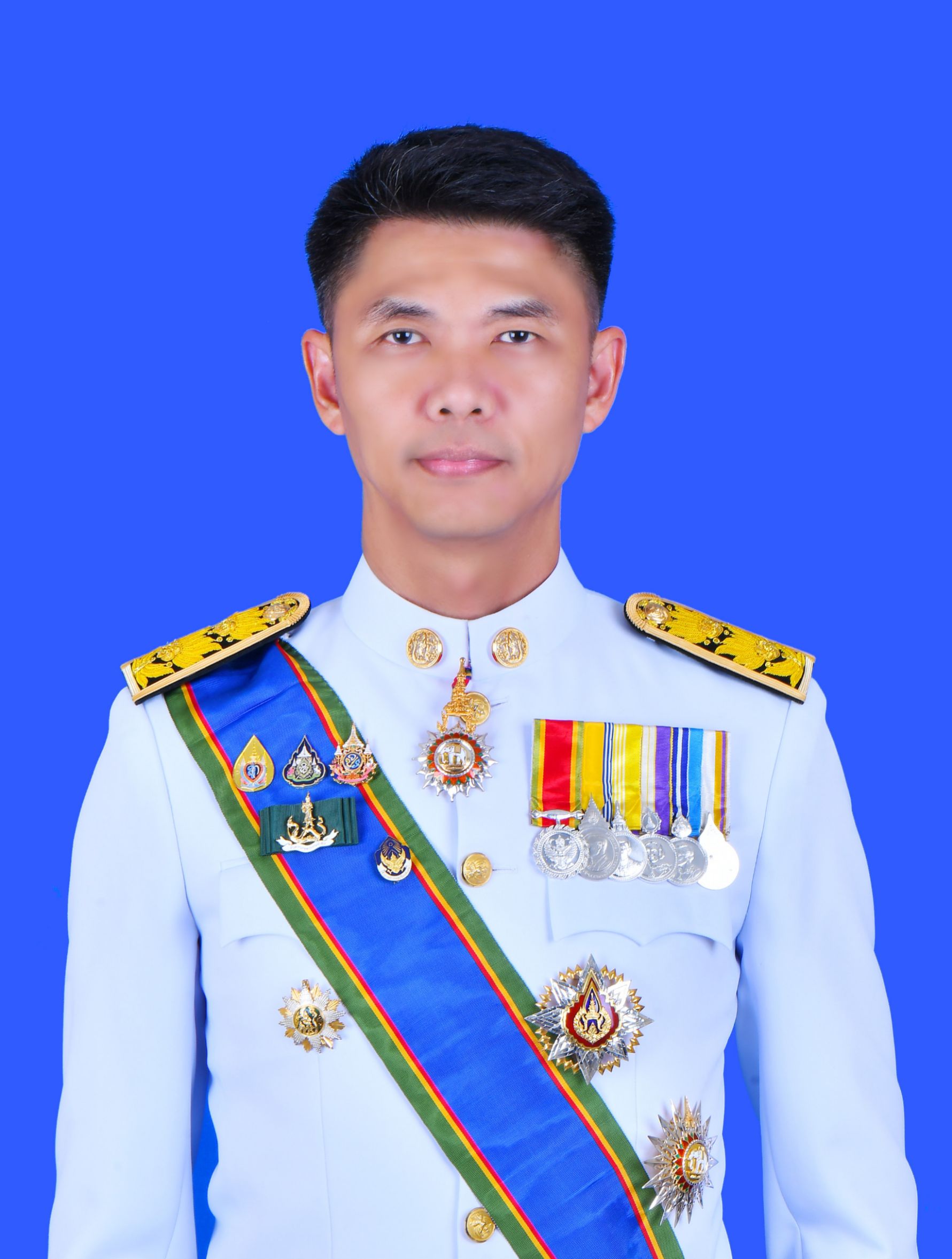 นายนาถ บำรุงพาณิชย์